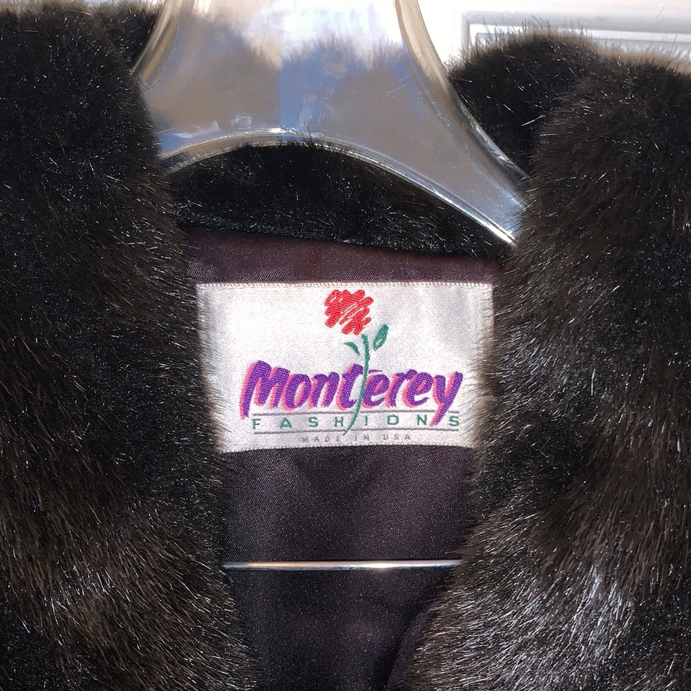 Beautiful Monterey Fashions Black Faux Fur Coat Made in USA - Picture 2 of 10